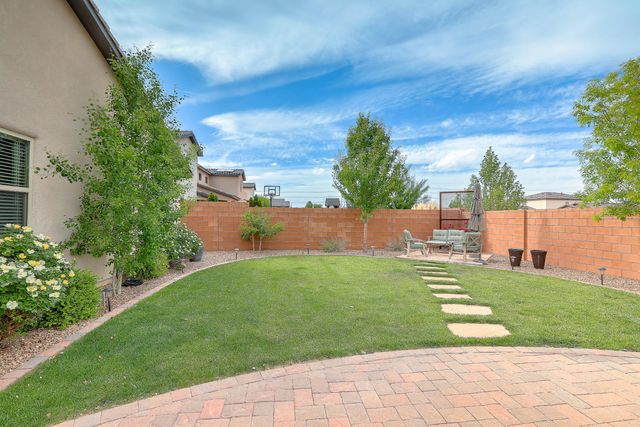 7017 Cleary Loop NE, Rio Rancho, NM 87144