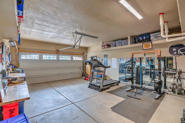 7017 Cleary Loop NE, Rio Rancho, NM 87144