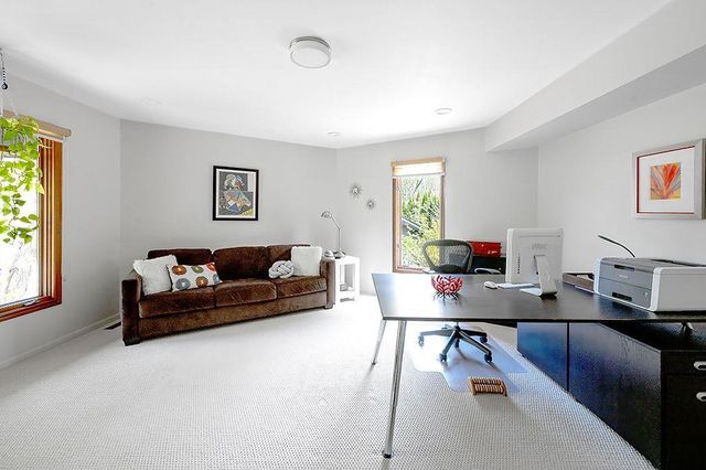 21 Foxboro Circle, Madison, WI 53717