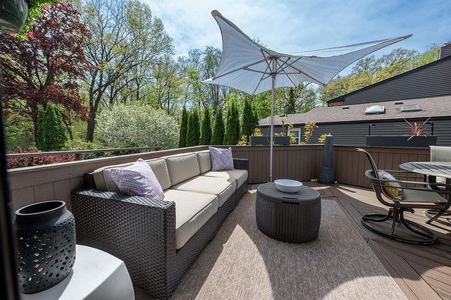 21 Foxboro Circle, Madison, WI 53717