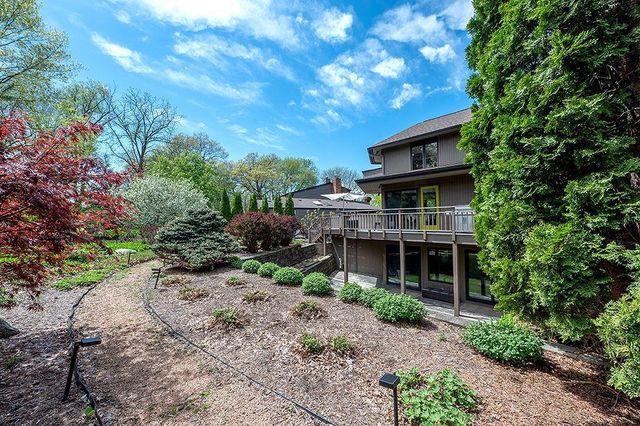 21 Foxboro Circle, Madison, WI 53717