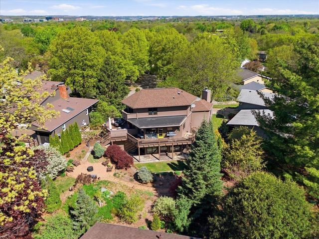 21 Foxboro Circle, Madison, WI 53717