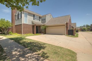 8702 N May Avenue 14, Oklahoma City, OK 73120
