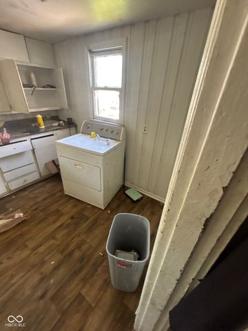 2255 Arrow Avenue, Anderson, IN 46016