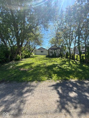 2255 Arrow Avenue, Anderson, IN 46016