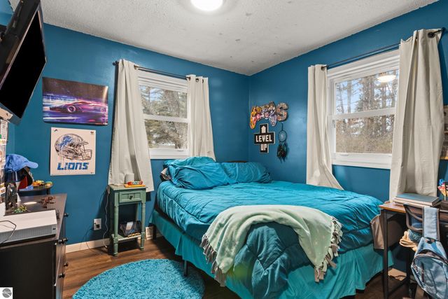 2770 County Road 633, Grawn, MI 49637