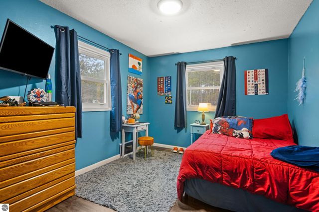 2770 County Road 633, Grawn, MI 49637