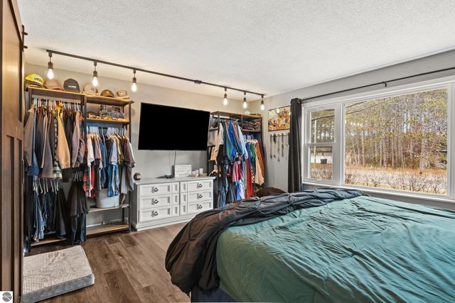 2770 County Road 633, Grawn, MI 49637