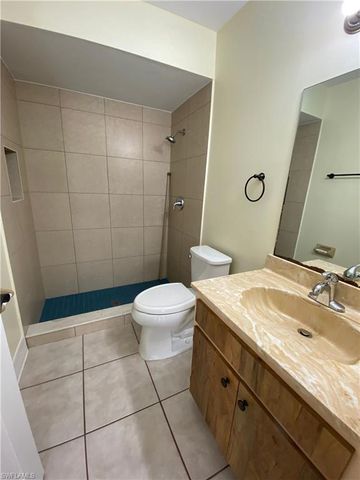 1247 SW Santa Barbara PL 1301, Cape Coral, FL 33991