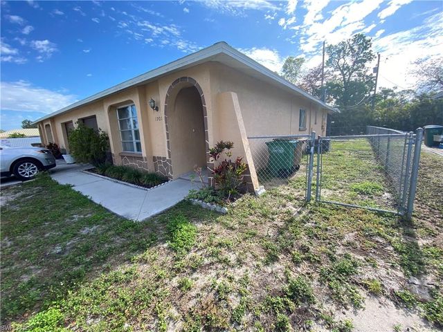 1247 SW Santa Barbara PL 1301, Cape Coral, FL 33991