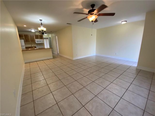 1247 SW Santa Barbara PL 1301, Cape Coral, FL 33991