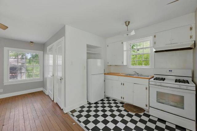 1205 Alta Vista Ave, Austin, TX 78704