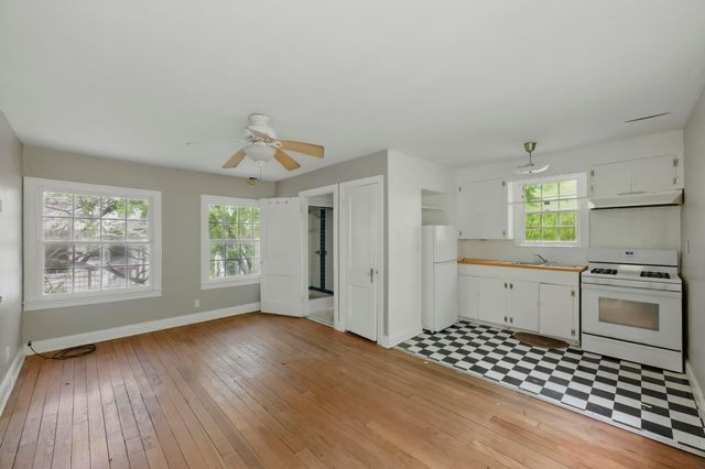 1205 Alta Vista Ave, Austin, TX 78704