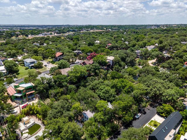 1205 Alta Vista Ave, Austin, TX 78704