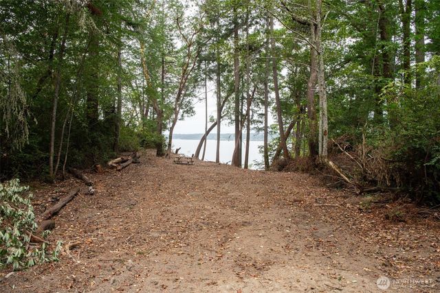 6206 Crescent Beach Road, Vaughn, WA 98394