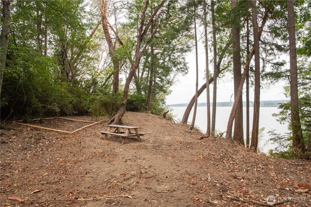 6206 Crescent Beach Road, Vaughn, WA 98394