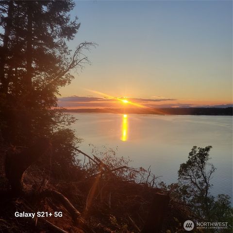 6206 Crescent Beach Road, Vaughn, WA 98394