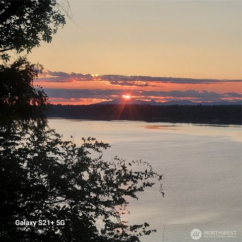 6206 Crescent Beach Road, Vaughn, WA 98394