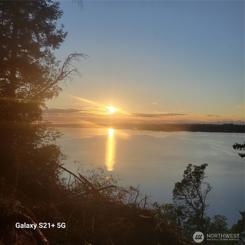 6206 Crescent Beach Road, Vaughn, WA 98394