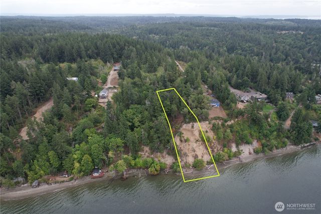 6206 Crescent Beach Road, Vaughn, WA 98394