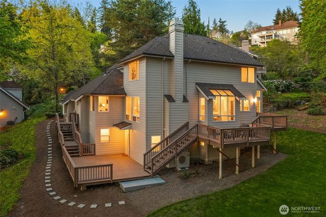 19221 SE 25th Street, Sammamish, WA 98075