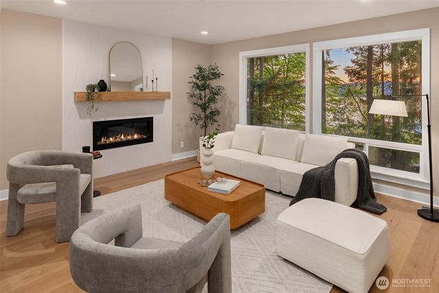 19221 SE 25th Street, Sammamish, WA 98075
