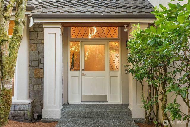 19221 SE 25th Street, Sammamish, WA 98075