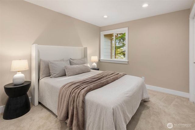 19221 SE 25th Street, Sammamish, WA 98075