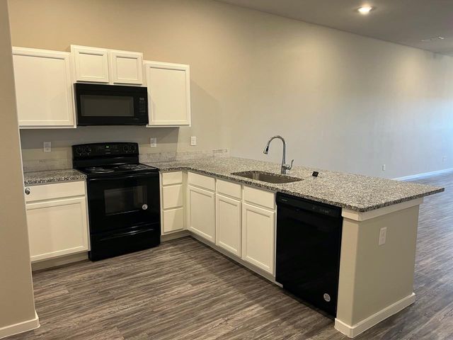 2121 N Ave J, Unit A, Lubbock, TX 79403