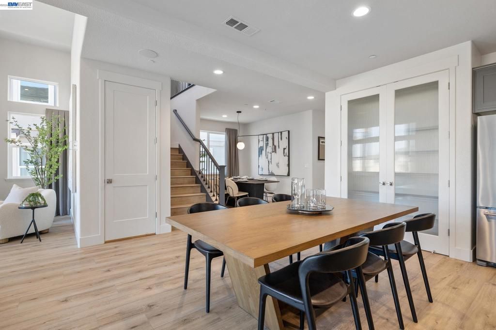 Image 14 of property listing at 1512 1512 Millennium Way, Fairfield, CA 94533