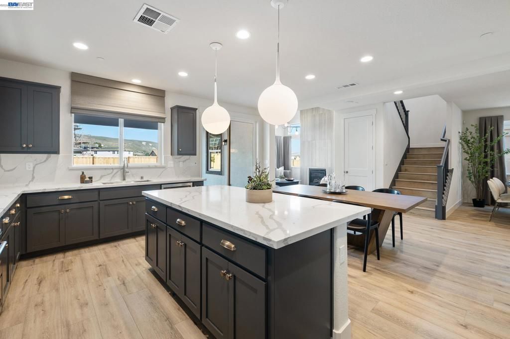 Image 17 of property listing at 1512 1512 Millennium Way, Fairfield, CA 94533