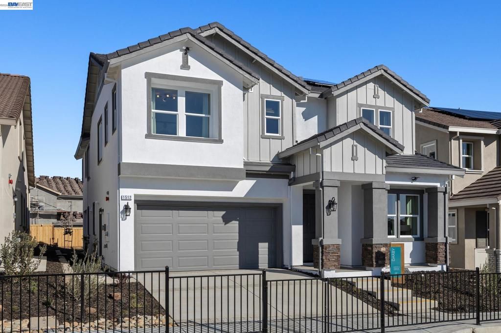 Image 2 of property listing at 1512 1512 Millennium Way, Fairfield, CA 94533