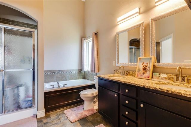 2717 S Westgate, Wichita, KS 67215