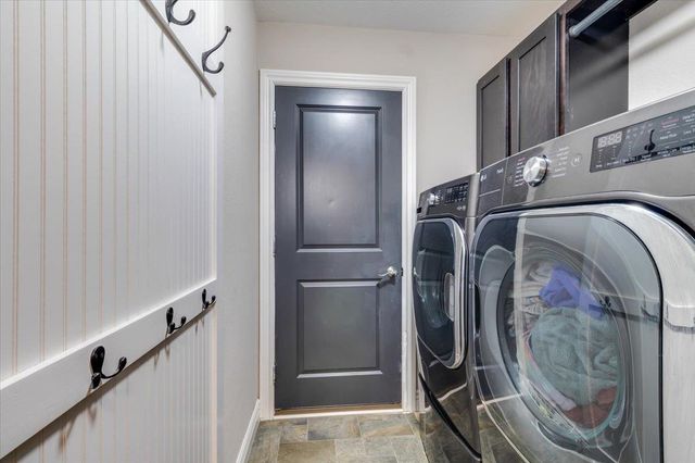 2717 S Westgate, Wichita, KS 67215