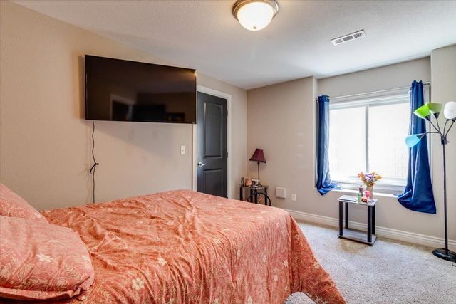 2717 S Westgate, Wichita, KS 67215