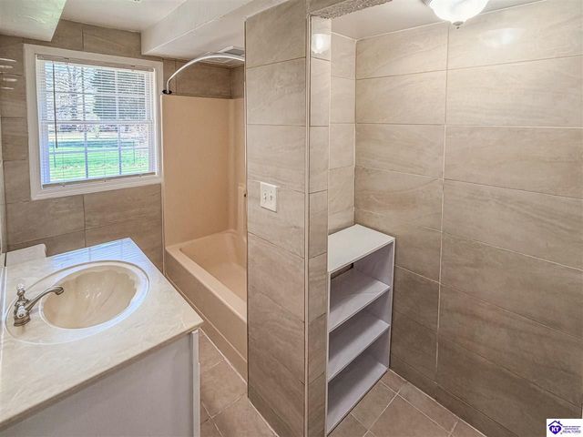 312 Cedar Hill Drive, Elizabethtown, KY 42701