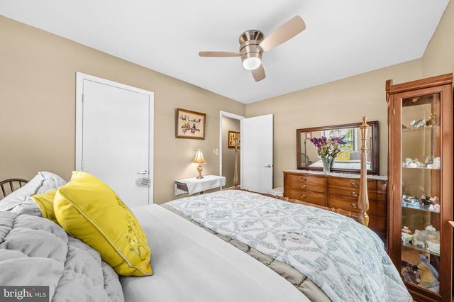 313 GREEN ARBOR DR, Fredericksburg, VA 22407