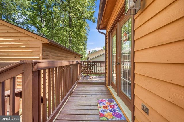 313 GREEN ARBOR DR, Fredericksburg, VA 22407