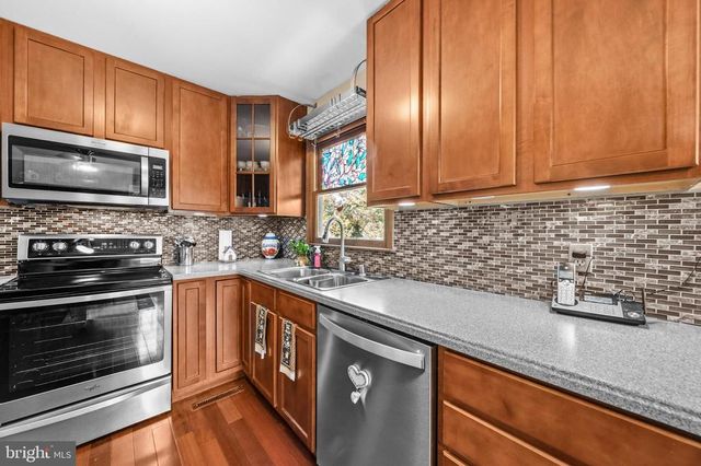 313 GREEN ARBOR DR, Fredericksburg, VA 22407