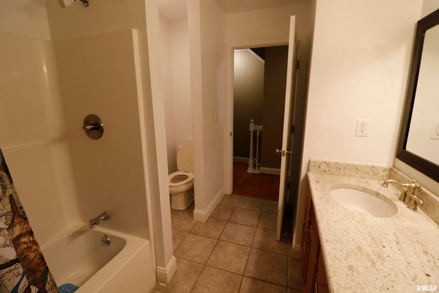 6616 N Queen Frances Lane, Peoria, IL 61615