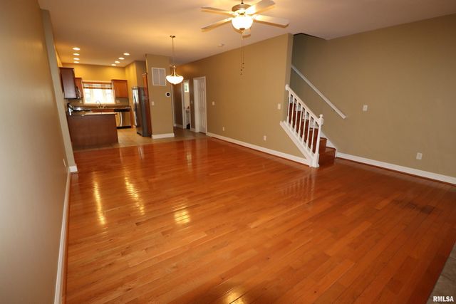 6616 N Queen Frances Lane, Peoria, IL 61615