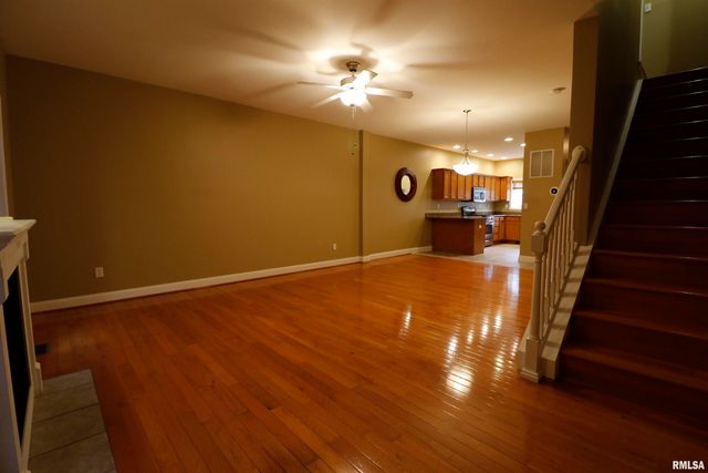 6616 N Queen Frances Lane, Peoria, IL 61615