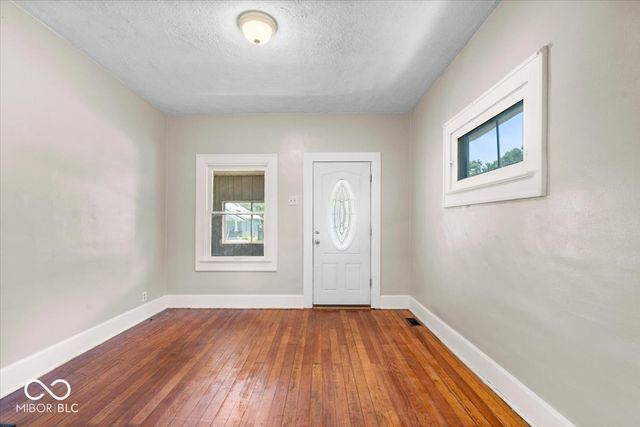 524 N Bradley Avenue, Indianapolis, IN 46201