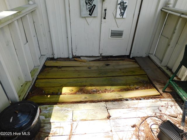 1010 W Scotsdale Road, Laurinburg, NC 28352