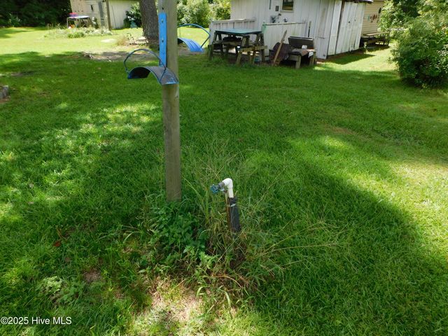 1010 W Scotsdale Road, Laurinburg, NC 28352