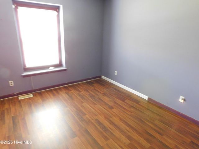 1010 W Scotsdale Road, Laurinburg, NC 28352