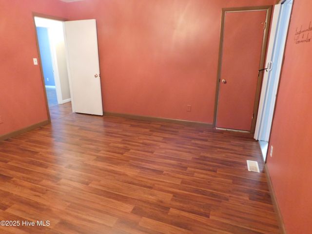 1010 W Scotsdale Road, Laurinburg, NC 28352