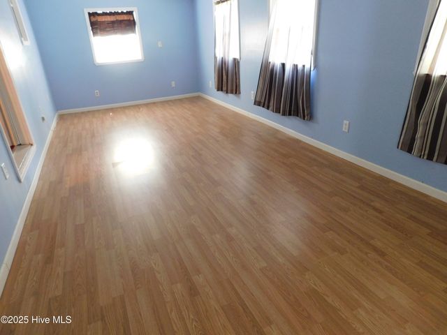 1010 W Scotsdale Road, Laurinburg, NC 28352