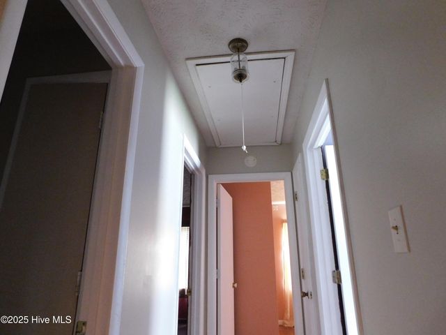 1010 W Scotsdale Road, Laurinburg, NC 28352