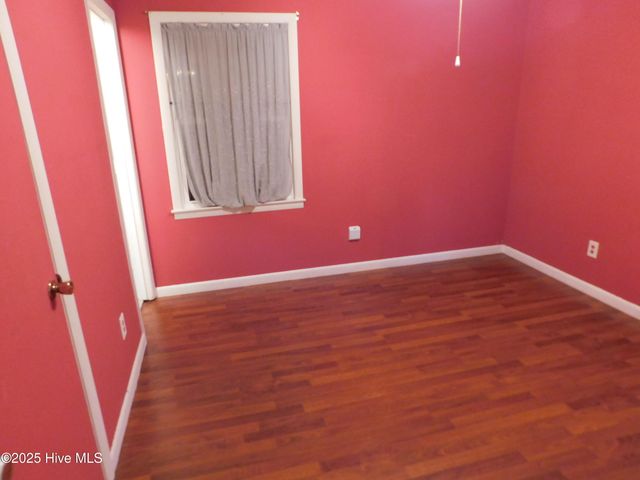 1010 W Scotsdale Road, Laurinburg, NC 28352